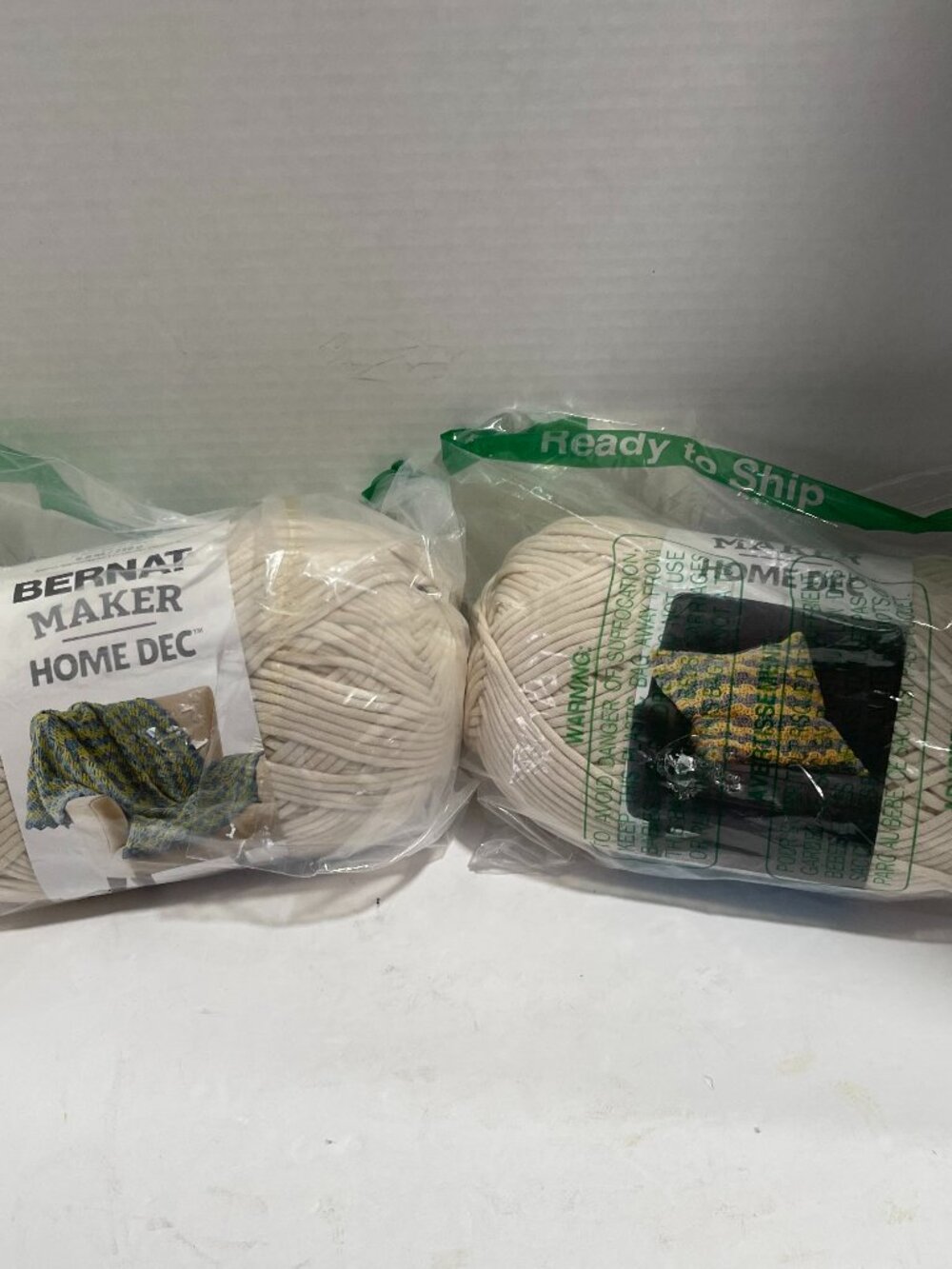 Bernart Maker Home Dec Yarn 2 Skeins CREME 317 Yards Each #161211 New